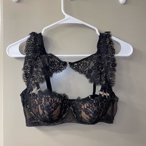 VS Lace Bra